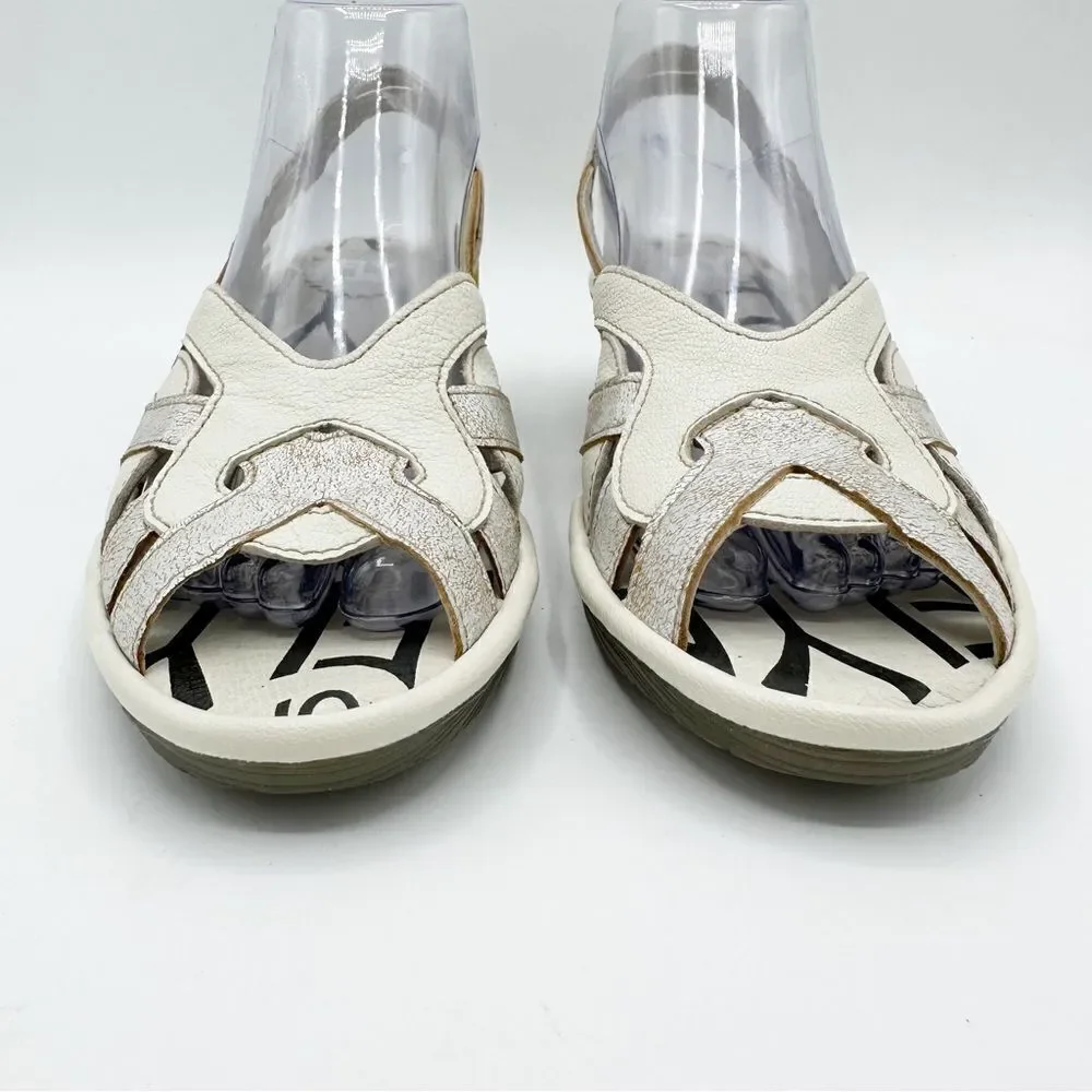 FLY London  Pearl/Off-White Cool/Mousse 39 (US Women's 8.5) Wedge Comfort Sandal